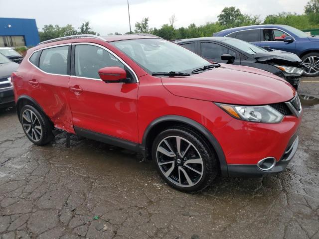 JN1BJ1CRXJW210502 - 2018 NISSAN ROGUE SPOR S RED photo 4