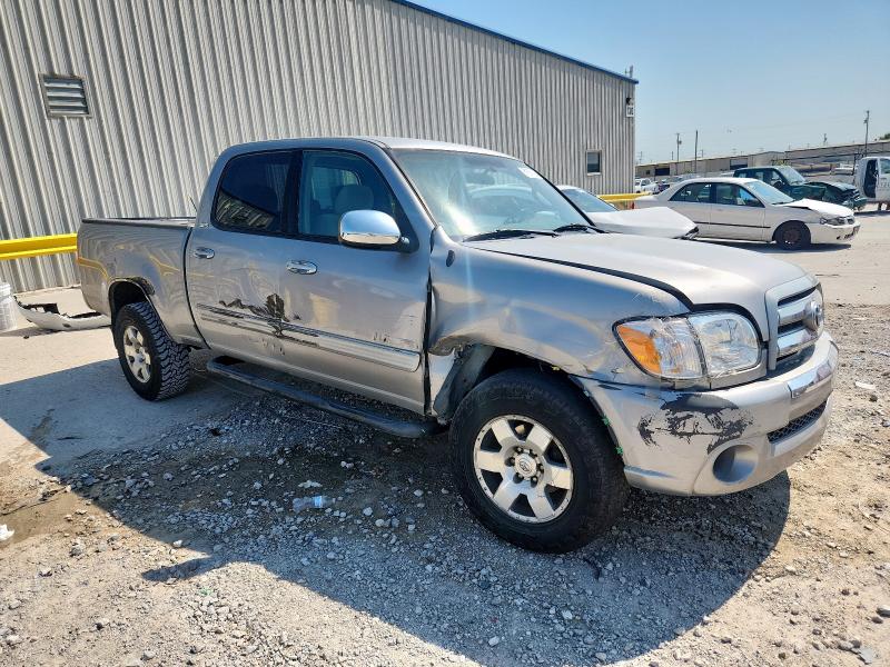 5TBET34116S521194 - 2006 TOYOTA TUNDRA DOUBLE CAB SR5 SILVER photo 4