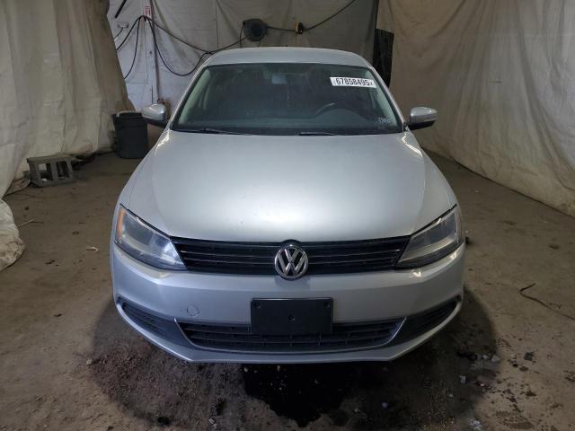3VWD17AJXEM256212 - 2014 VOLKSWAGEN JETTA SE SILVER photo 5