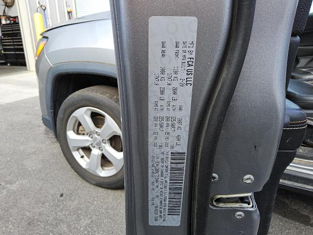 3C4NJDBBXLT219404 - 2020 JEEP COMPASS LATITUDE SILVER photo 13