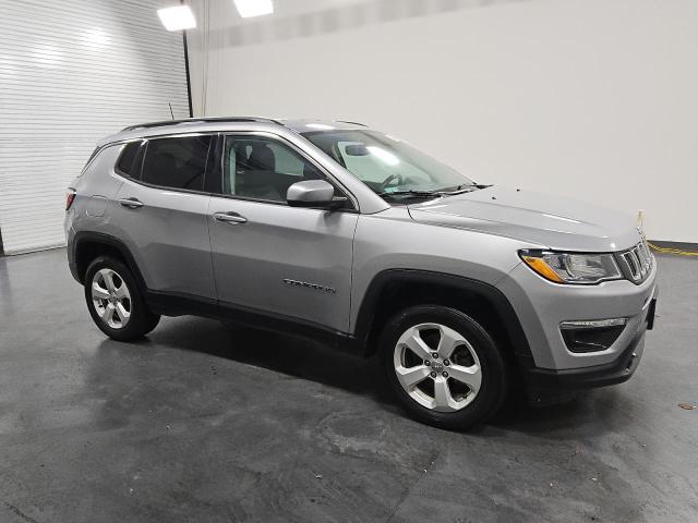 3C4NJDBBXLT219404 - 2020 JEEP COMPASS LATITUDE SILVER photo 4