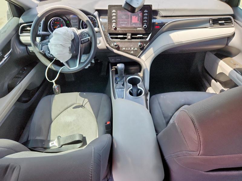 4T1R11AK4PU723133 - 2023 TOYOTA CAMRY LE GRAY photo 8