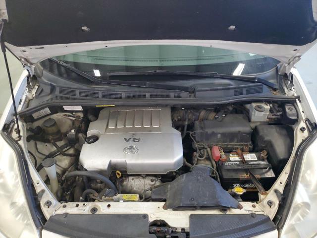 5TDDK4CC7AS029499 - 2010 TOYT SIENNA XLE WHITE photo 12
