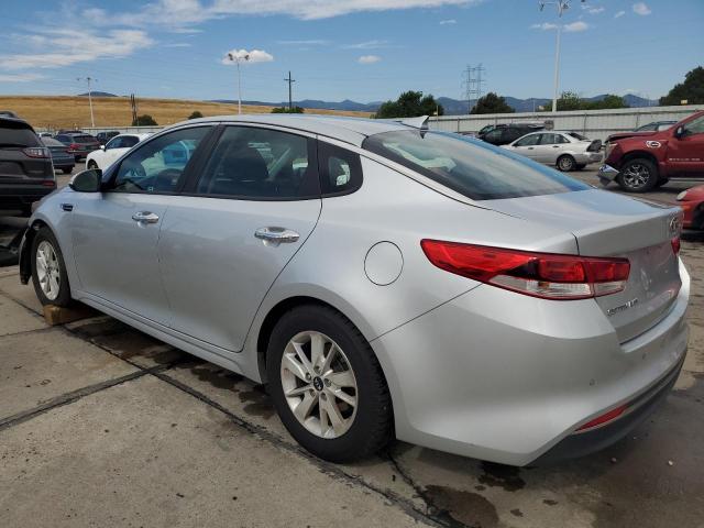 5XXGT4L33JG228965 - 2018 KIA OPTIMA LX Күміс фото 2