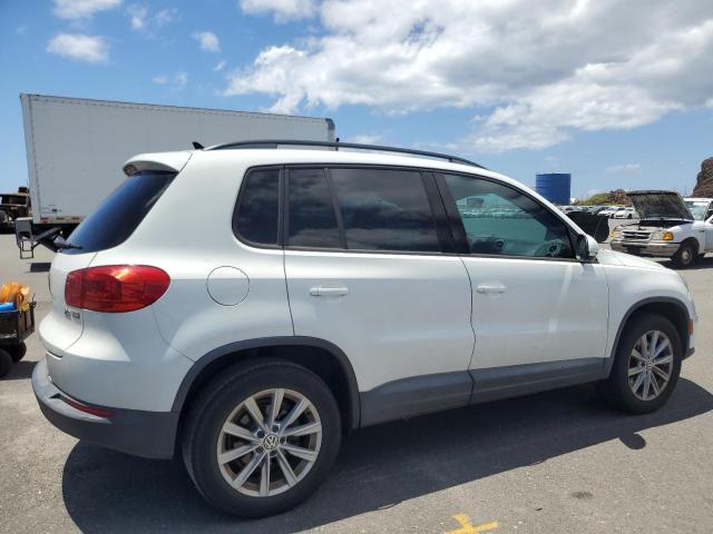 WVGAV7AX2FW607612 - 2015 VOLKSWAGEN TIGUAN S თეთრი ფოტო 3