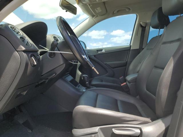 WVGAV7AX2FW607612 - 2015 VOLKSWAGEN TIGUAN S თეთრი ფოტო 7