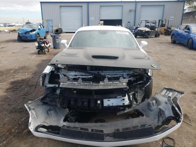 2C3CDZFJ0GH255392 - 2016 DODGE CHALLENGER R/T SCAT PACK WHITE photo 5