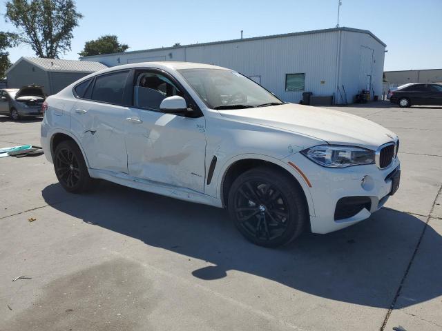 5UXKU2C37H0X47572 - 2017 BMW X6 XDRIVE35I WHITE photo 4