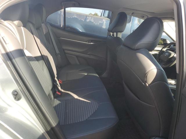 4T1T11AK2PU736761 - 2023 TOYOTA CAMRY SE NIGHT SHADE SILVER photo 10