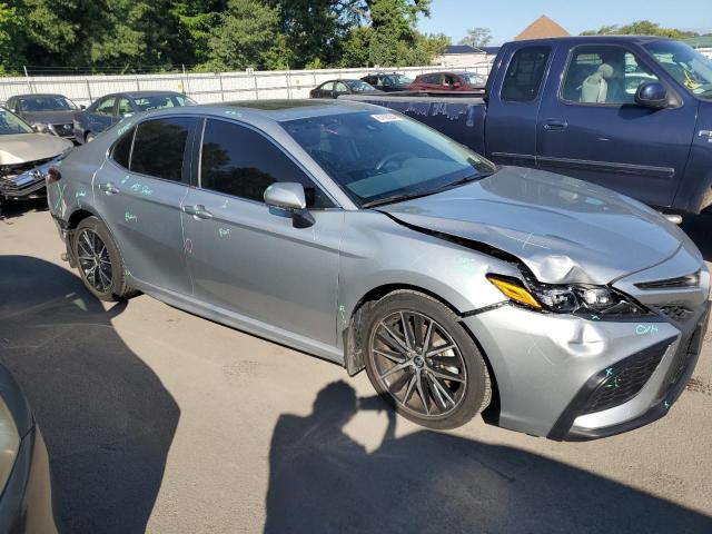 4T1T11AK2PU736761 - 2023 TOYOTA CAMRY SE NIGHT SHADE SILVER photo 4