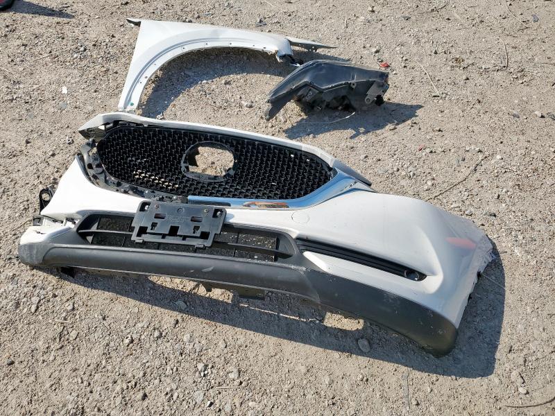 JM3KFADM8K1685220 - 2019 MAZDA CX-5 GRAND TOURING WHITE photo 13