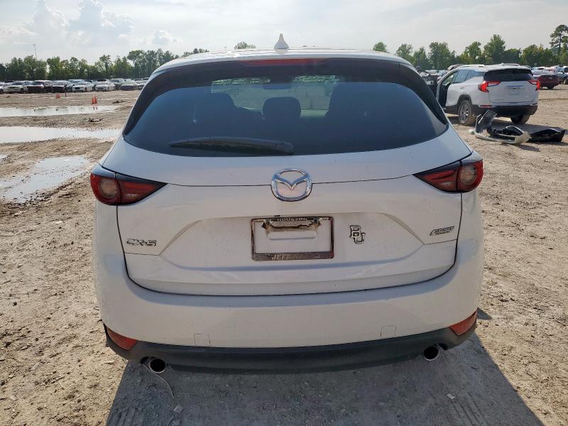 JM3KFADM8K1685220 - 2019 MAZDA CX-5 GRAND TOURING WHITE photo 6