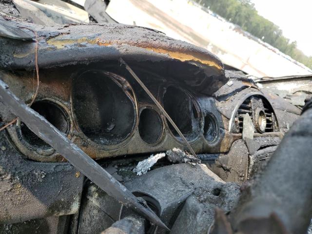 5GALRBED9AJ266544 - 2010 BUICK ENCLAVE CXL SILVER photo 9