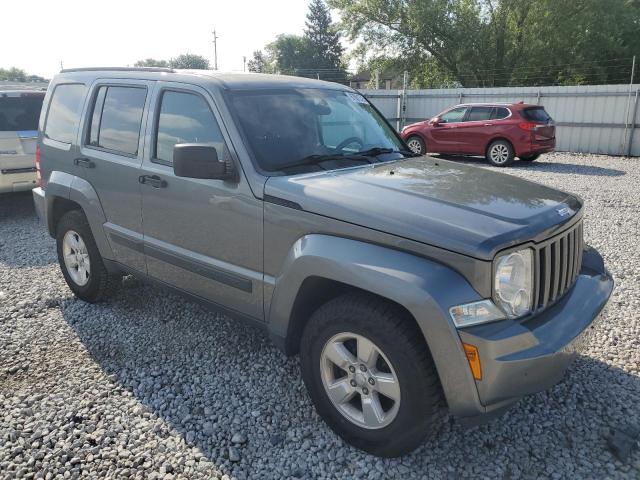 1C4PJMAK7CW209627 - 2012 JEEP LIBERTY SPORT 银色 照片 4