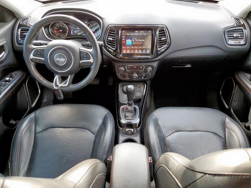 3C4NJDCB2KT709879 - 2019 JEEP COMPASS LIMITED Қара фото 8