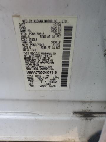 1N6AA07B05N507318 - 2005 NISSAN TITAN XE Weiß Foto 12