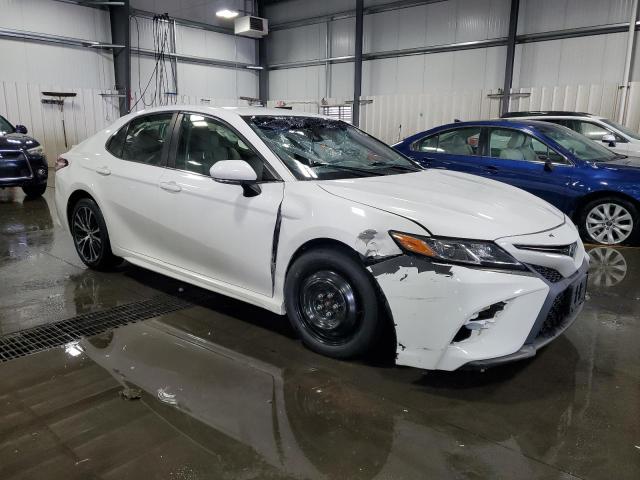 JTNB11HK2J3011174 - 2018 TOYOTA CAMRY L WHITE photo 4