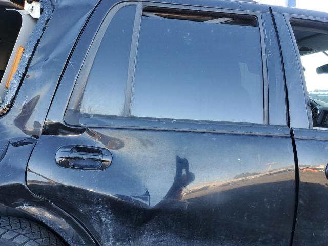 1FMRU15W84LB44930 - 2004 FORD EXPEDITION XLT BLACK photo 18
