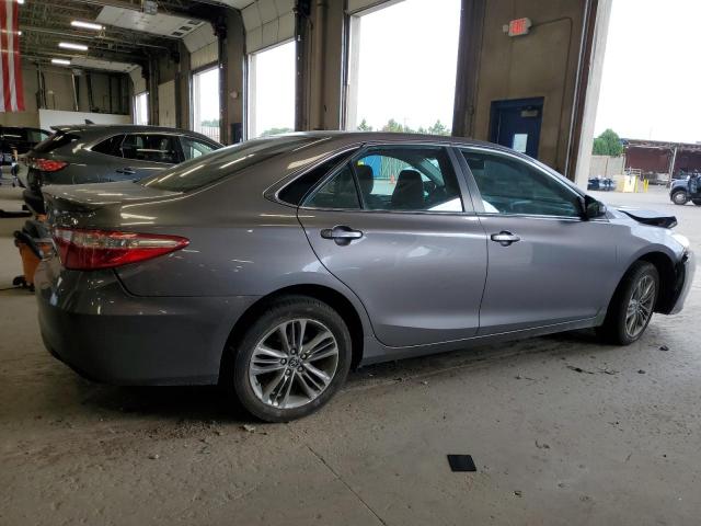 4T1BF1FK5HU302910 - 2017 TOYOTA CAMRY LE GRAY photo 3