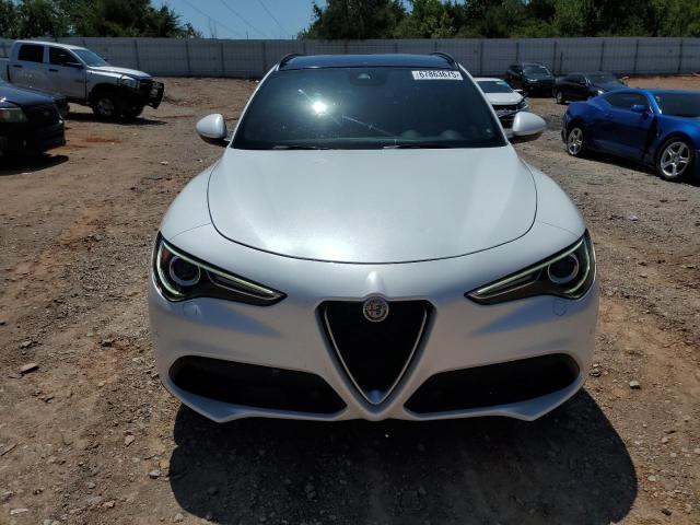 ZASFAKNN6J7B92368 - 2018 ALFA ROMEO STELVIO TI SPORT WHITE photo 5