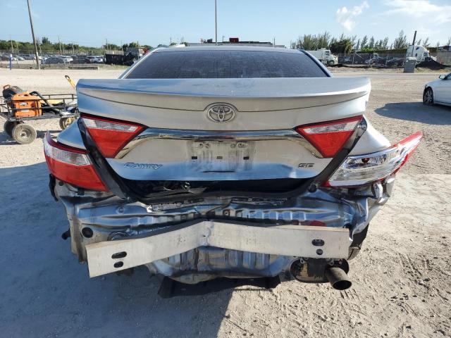 4T1BF1FK3HU749512 - 2017 TOYOTA CAMRY LE 银色 照片 6