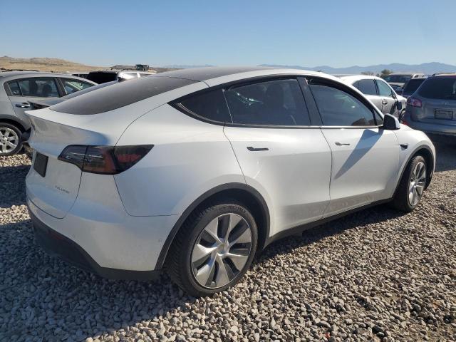 5YJYGDEE2MF260983 - 2021 TESLA MODEL Y WHITE photo 3