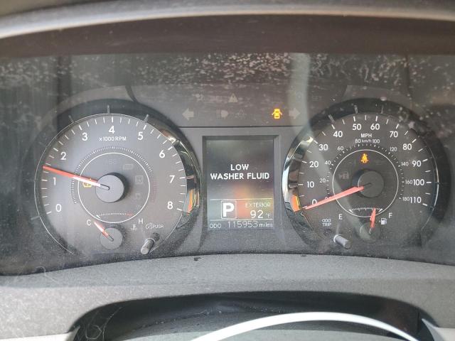 5TDKK3DC6GS710312 - 2016 TOYOTA SIENNA LE SILVER photo 9