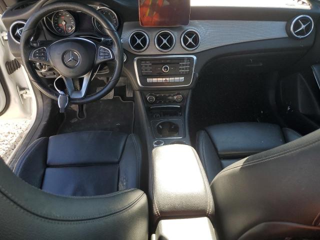 WDDSJ4GB3JN639410 - 2018 MERCEDES-BENZ CLA 250 4MATIC WHITE photo 8