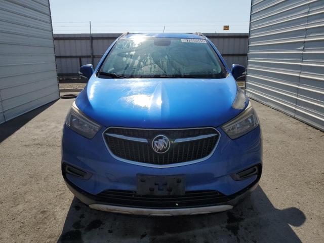 KL4CJASB3JB580584 - 2018 BUICK ENCORE PREFERRED BLUE photo 5