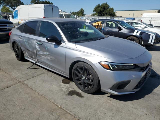 2HGFE2F56PH512587 - 2023 HONDA CIVIC SPORT Argent photo 4