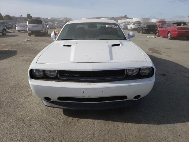 2C3CDYAGXDH544152 - 2013 DODGE CHALLENGER SXT WHITE photo 5