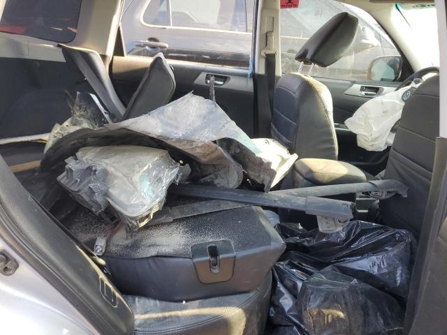JF2SHAEC7CH443909 - 2012 SUBARU FORESTER LIMITED 银色 照片 11