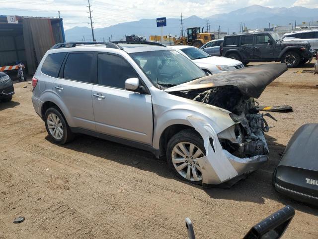 JF2SHAEC7CH443909 - 2012 SUBARU FORESTER LIMITED 银色 照片 4