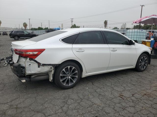 4T1BK1EB1GU235038 - 2016 TOYOTA AVALON XLE WHITE photo 3