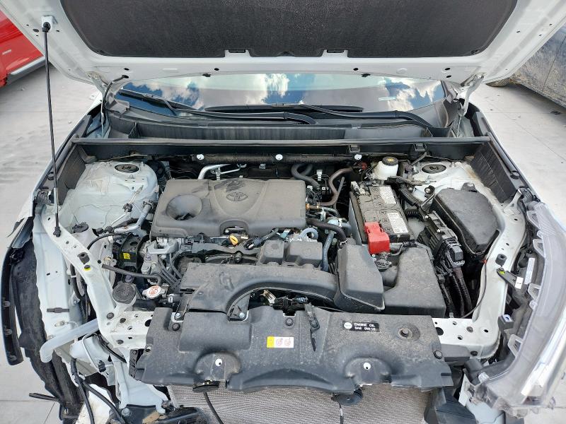 2T3W1RFV8RC277973 - 2024 TOYOTA RAV4 XLE WHITE photo 12