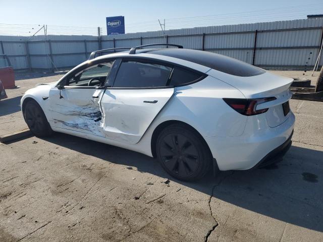 5YJ3E1EA2SF018008 - 2025 TESLA MODEL 3 თეთრი ფოტო 2