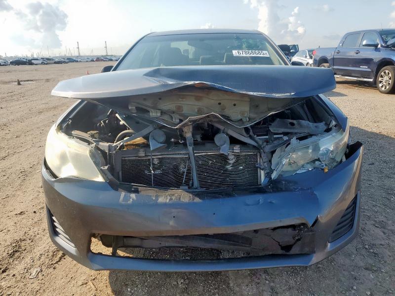 4T4BF1FKXDR276580 - 2013 TOYOTA CAMRY L GRAY photo 5