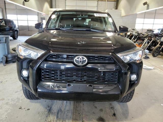 JTEBU5JR4J5536442 - 2018 TOYOTA 4RUNNER SR5/SR5 PREMIUM 黑色 照片 5