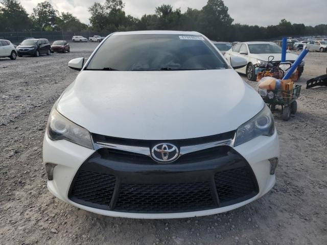 4T1BF1FK2HU721703 - 2017 TOYOTA CAMRY LE WHITE photo 5