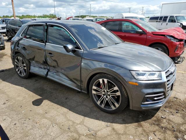 WA1C4AFY7J2119720 - 2018 AUDI SQ5 PRESTIGE GRAY photo 4