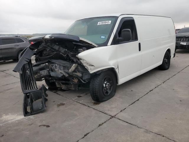 1GTFG15X361137860 - 2006 GMC SAVANA G1500 WHITE photo 2