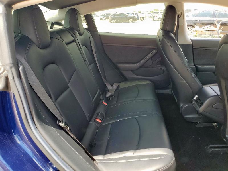 5YJ3E1EA2HF003016 - 2017 TESLA MODEL 3 蓝色 照片 10