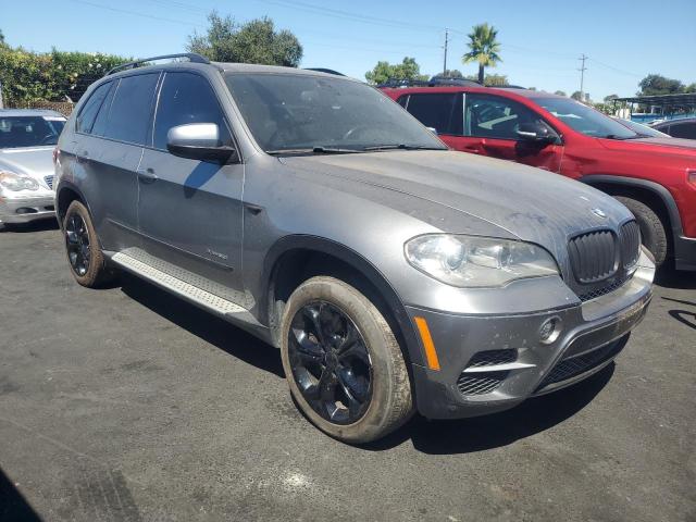 5UXZV8C53CL426006 - 2012 BMW X5 XDRIVE50I SILVER photo 4