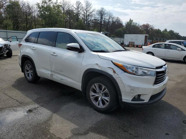 5TDJKRFH8FS078127 - 2015 TOYOTA HIGHLANDER XLE WHITE photo 4