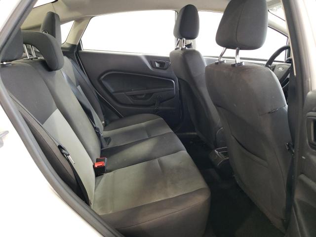 3FADP4AJ0JM123149 - 2018 FORD FIESTA S WHITE photo 10