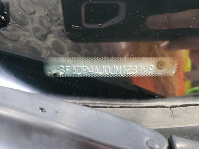 3FADP4AJ0JM123149 - 2018 FORD FIESTA S WHITE photo 12