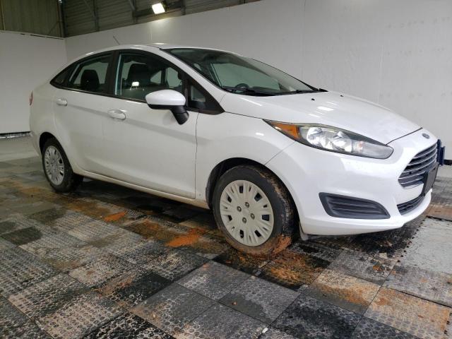 3FADP4AJ0JM123149 - 2018 FORD FIESTA S WHITE photo 4
