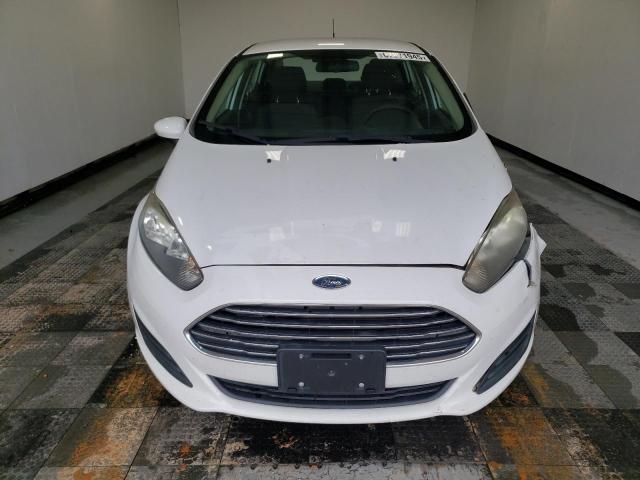 3FADP4AJ0JM123149 - 2018 FORD FIESTA S WHITE photo 5