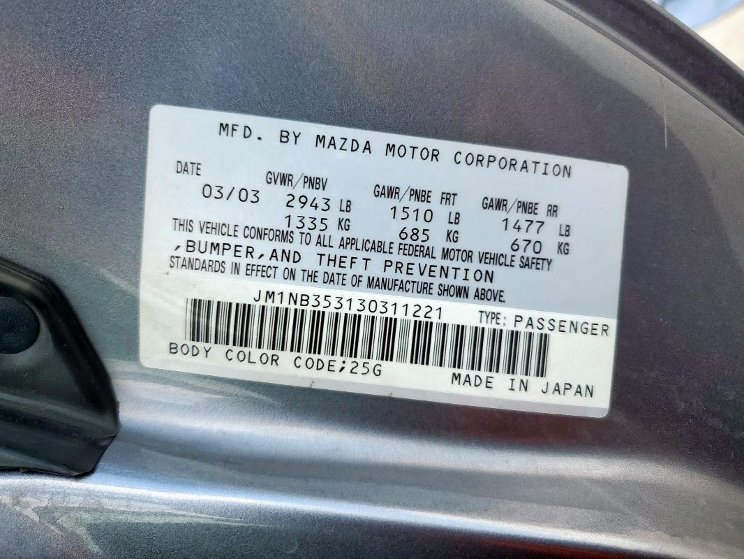 JM1NB353130311221 - 2003 MAZDA MX-5 MIATA BASE SILVER photo 13