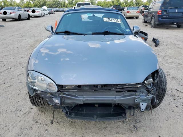 JM1NB353130311221 - 2003 MAZDA MX-5 MIATA BASE SILVER photo 5